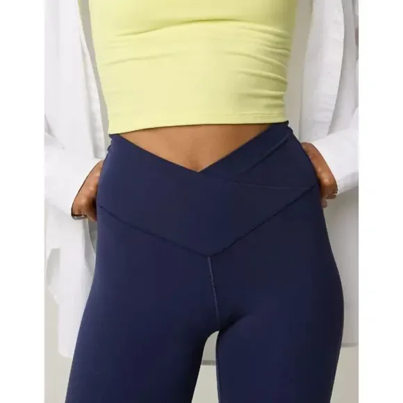 OFFLINE By Aerie Real Me High Waisted Crossover Flare Legging Navy Medium M - Picture 1 of 4